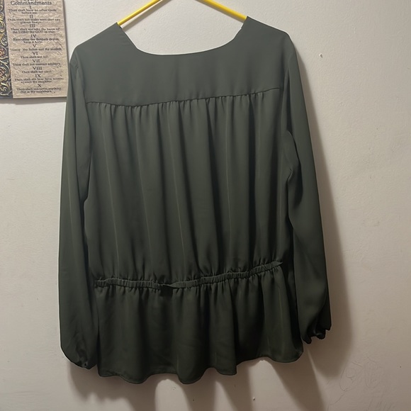 Worthington olive green long sleeve blouse size XXL or 2x womens - Picture 6 of 6